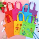 A colorful assortment of 30 MIMIND non-woven party gift bags with handles, showcasing 15 different bright colors.